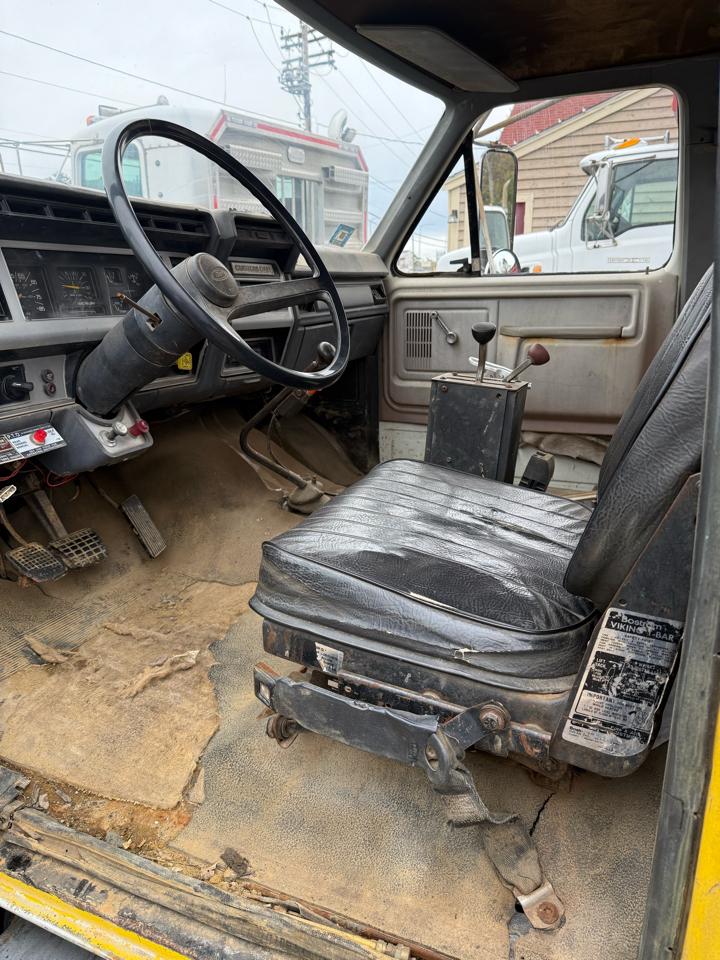 Ford F-550 Regular Cab DRW 4WD 2014