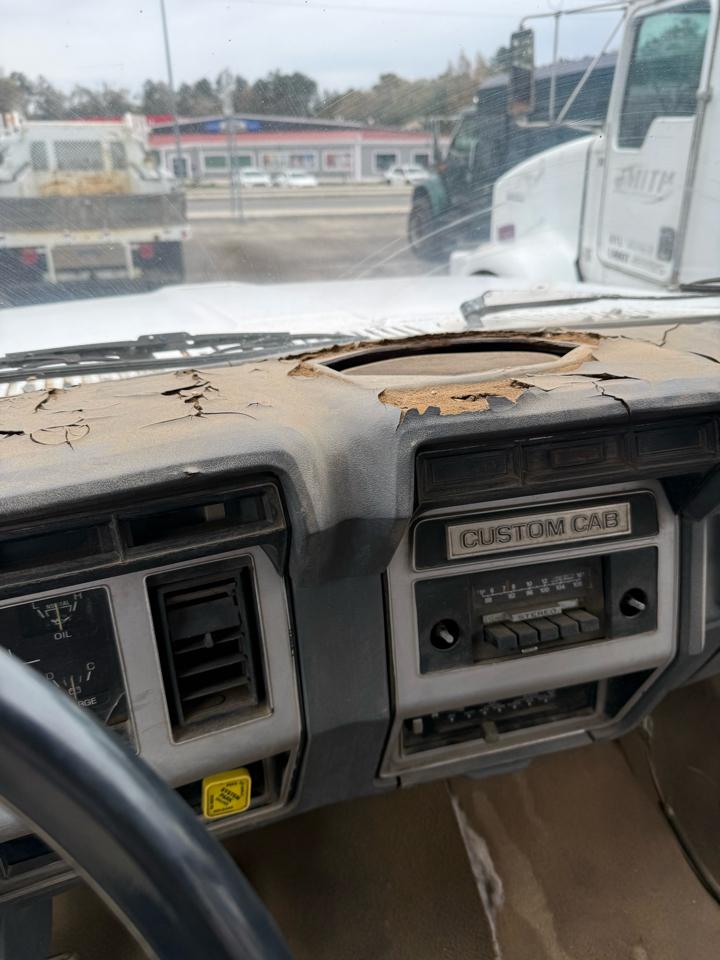 Ford F-550 Regular Cab DRW 4WD 2014