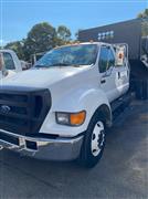 2004 Ford F-650 
