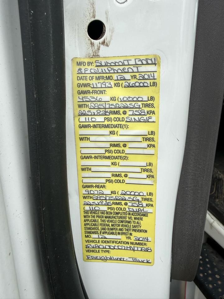 Freightliner M2 106 Medium Duty  2007