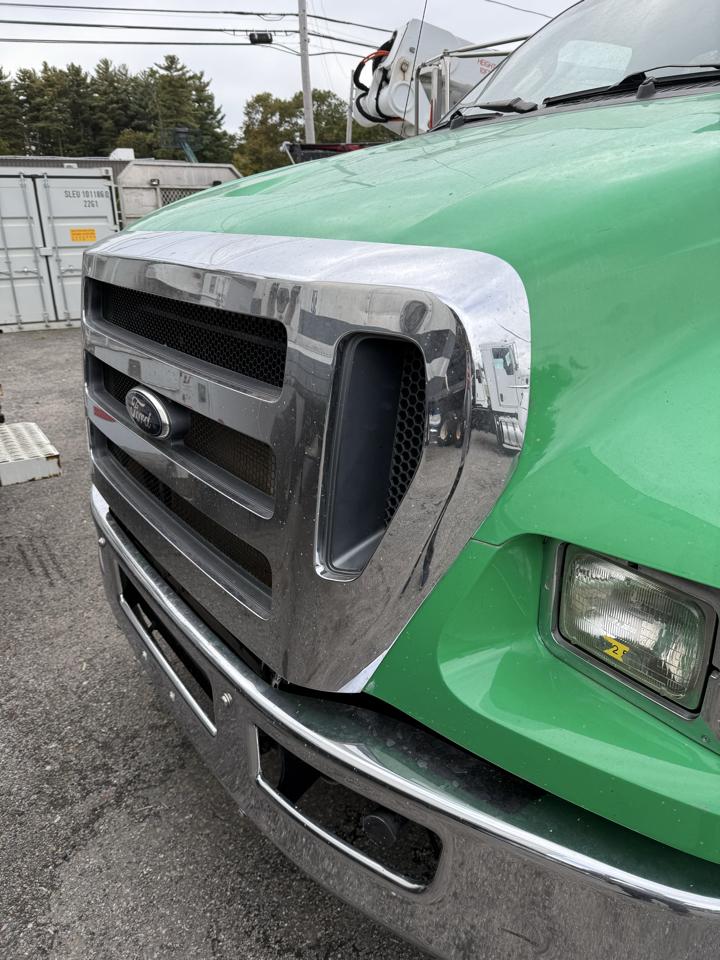 Ford F-550 Crew Cab DRW 2WD 2016
