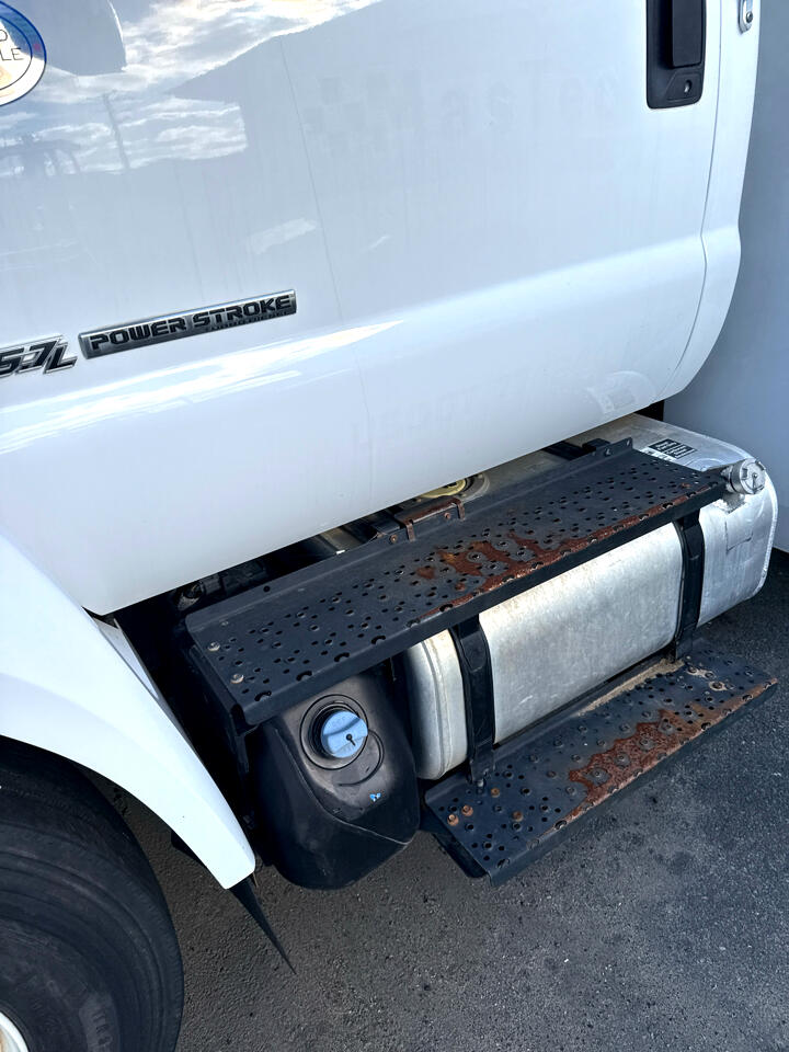 Ford F-750 Regular Cab 2WD DRW 2017 Ford F-750 Regular Cab 2WD DRW 2017