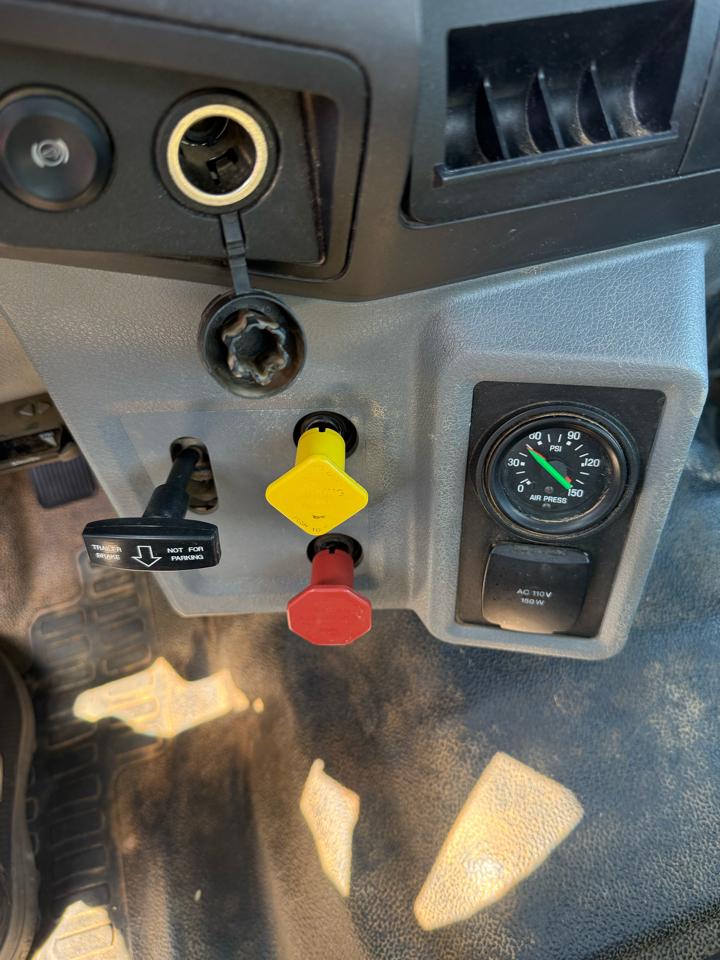 Ford F-750 Regular Cab 2WD DRW 2017