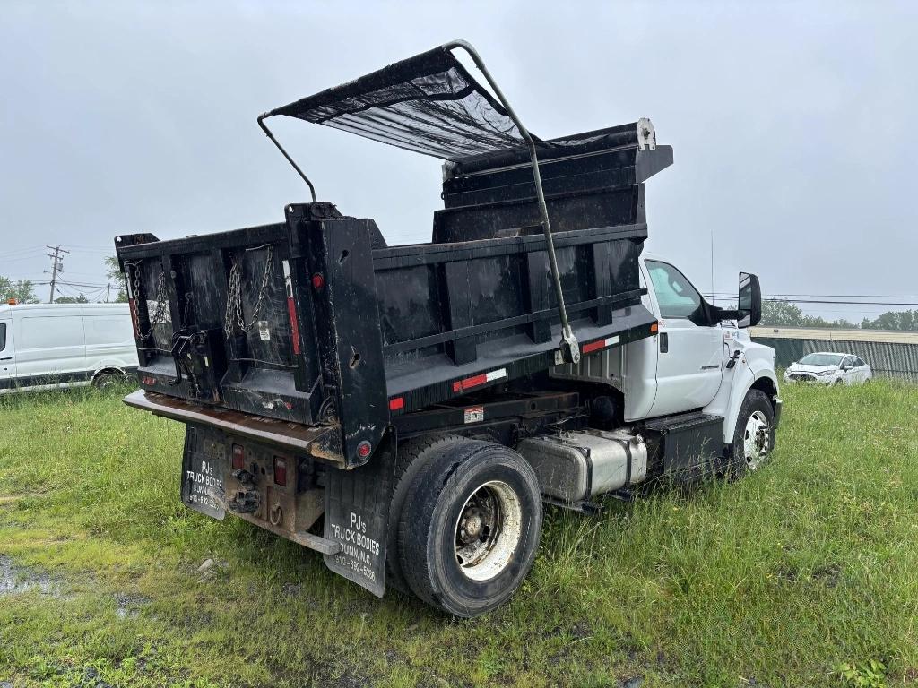 Ford F-750 Regular Cab 2WD DRW 2018
