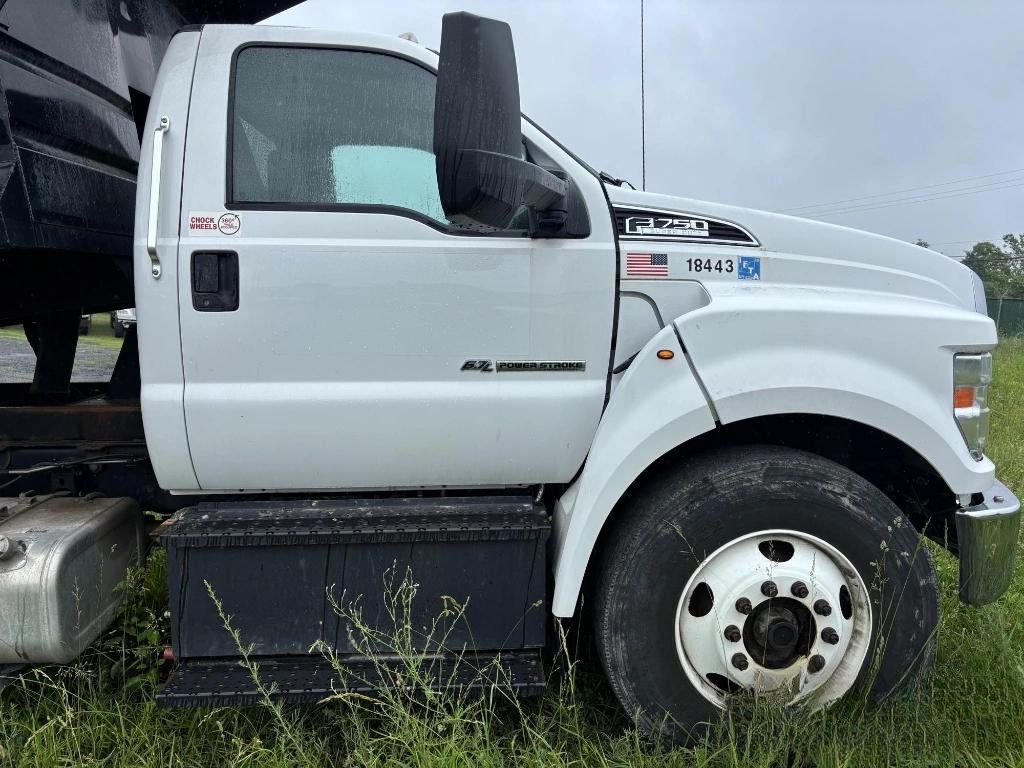 Ford F-750 Regular Cab 2WD DRW 2018