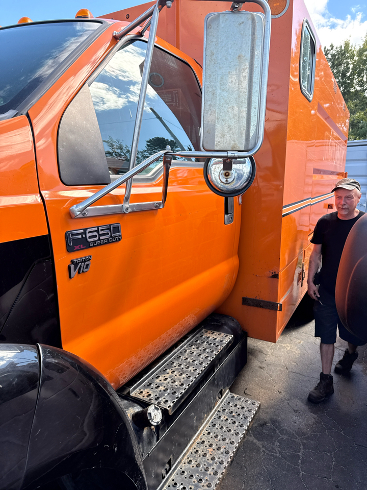 Ford F-650 Regular Cab 2WD DRW 2015 Ford F-650 Regular Cab 2WD DRW 2015