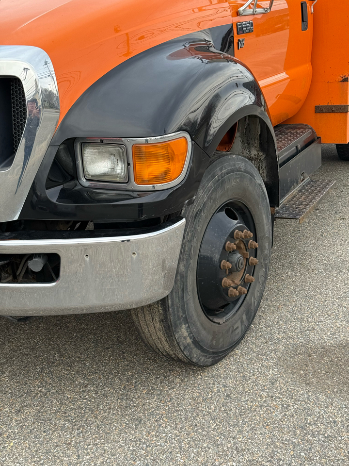 Ford F-650 Regular Cab 2WD DRW 2015