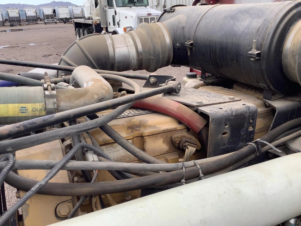 Peterbilt 377  1997 Peterbilt 377  1997