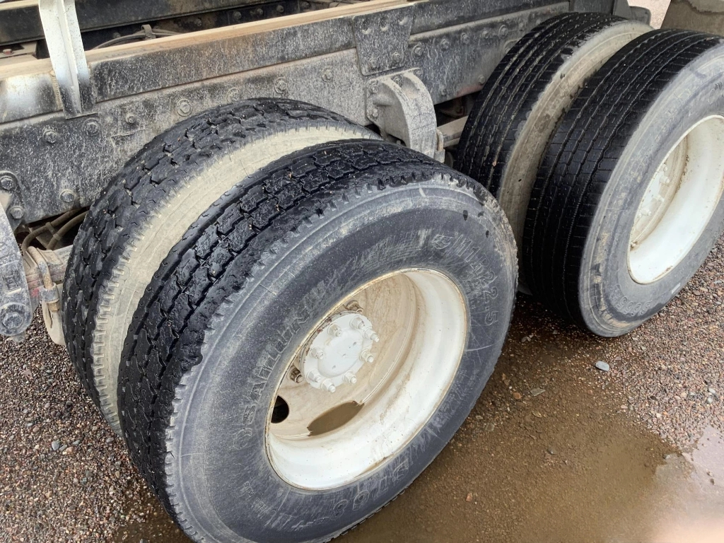 Peterbilt 377  1997 Peterbilt 377  1997