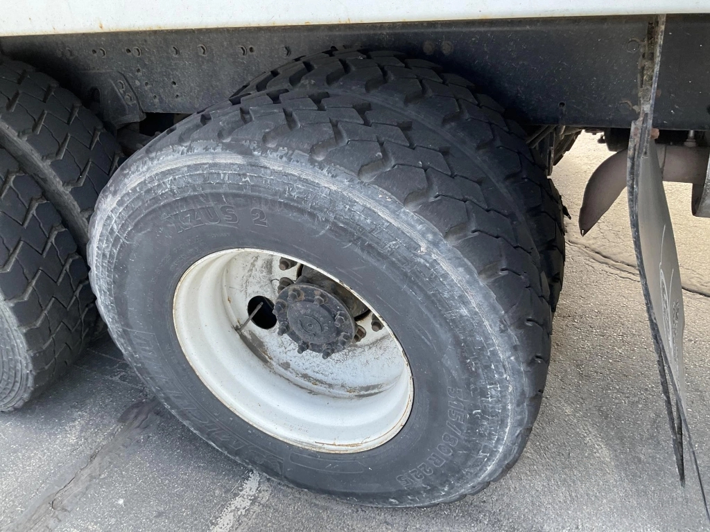 Freightliner M2 106  2015 Freightliner M2 106  2015
