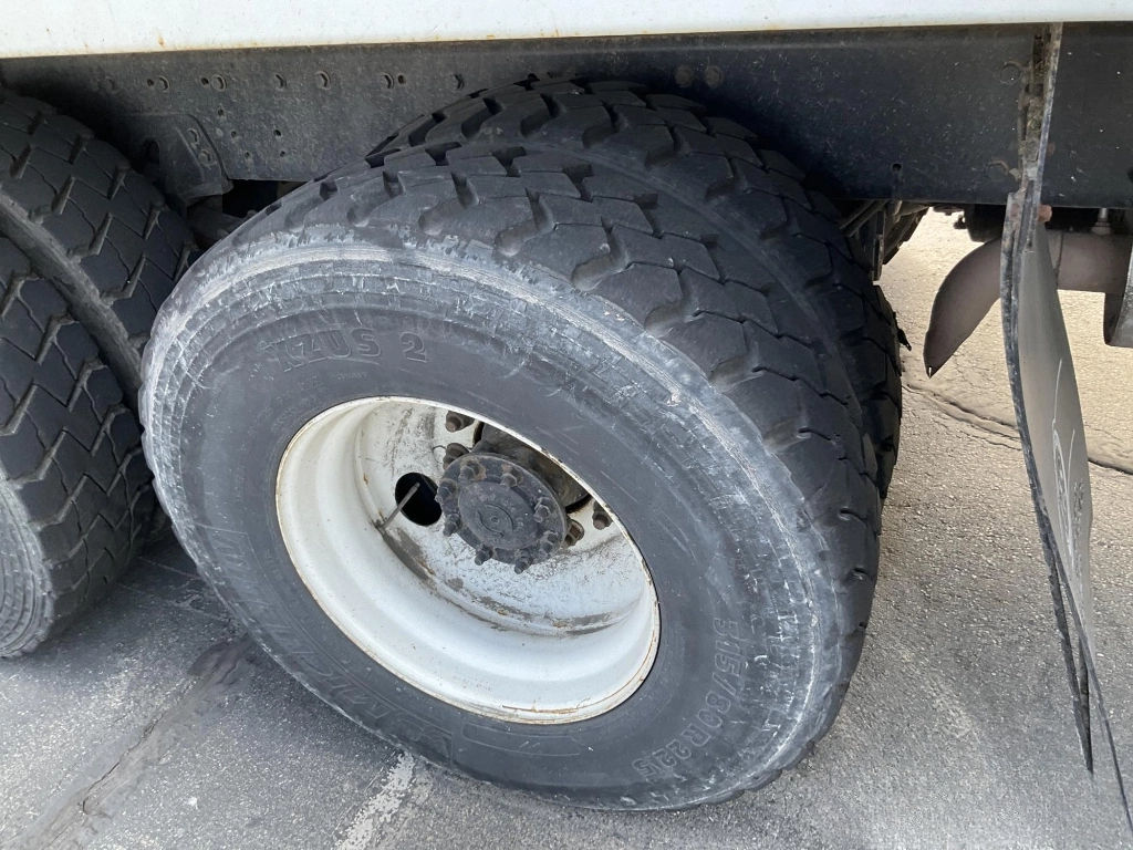 Freightliner M2 106  2015 Freightliner M2 106  2015