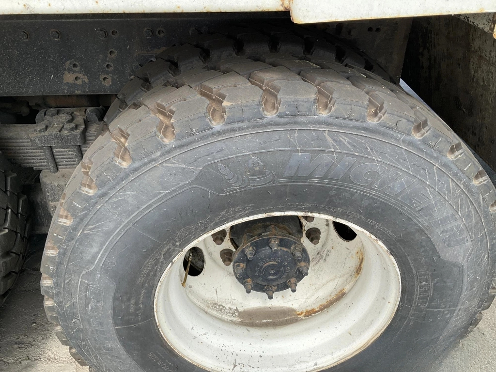 Freightliner M2 106  2015 Freightliner M2 106  2015