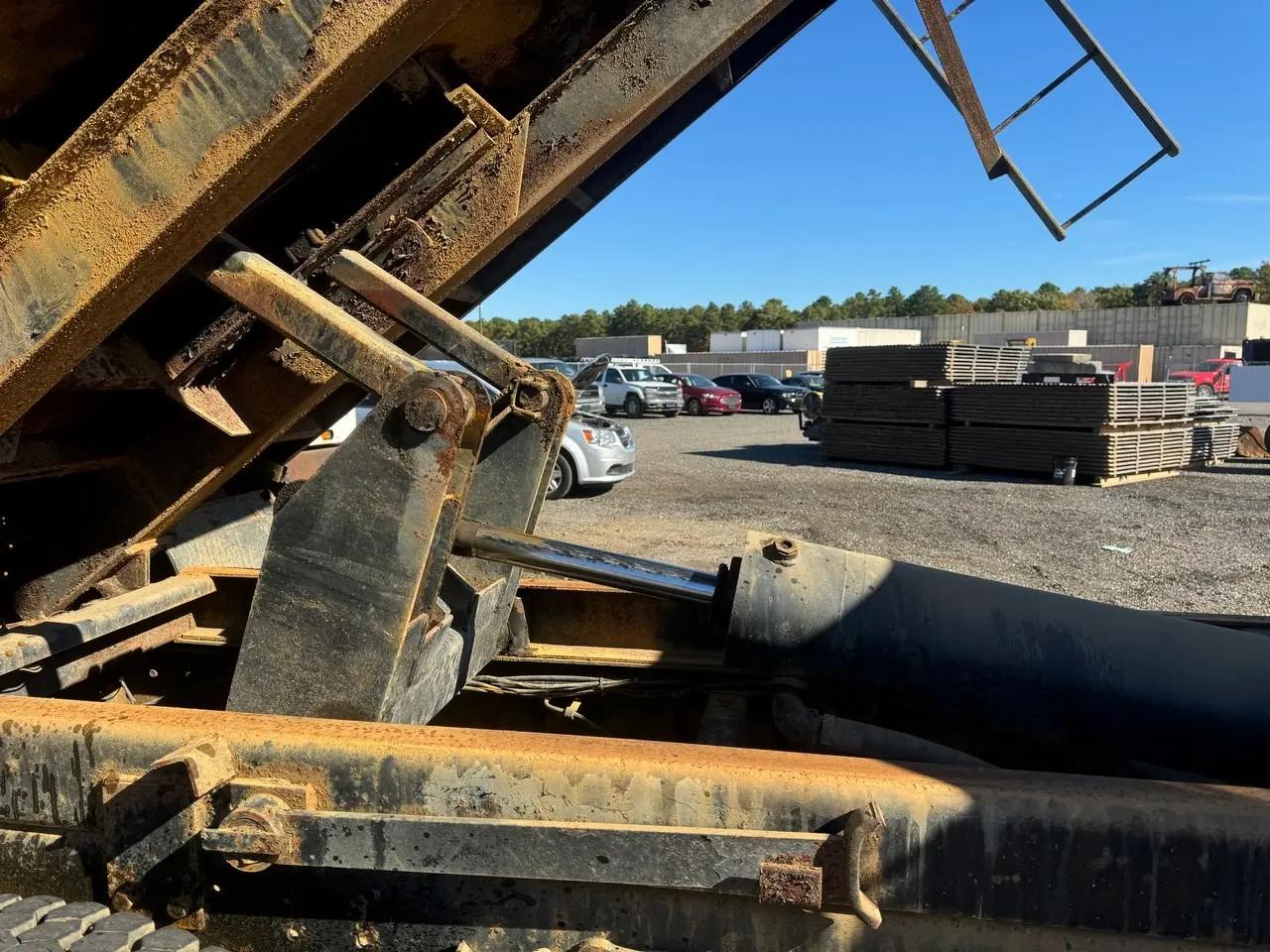 Ford F8000  1986