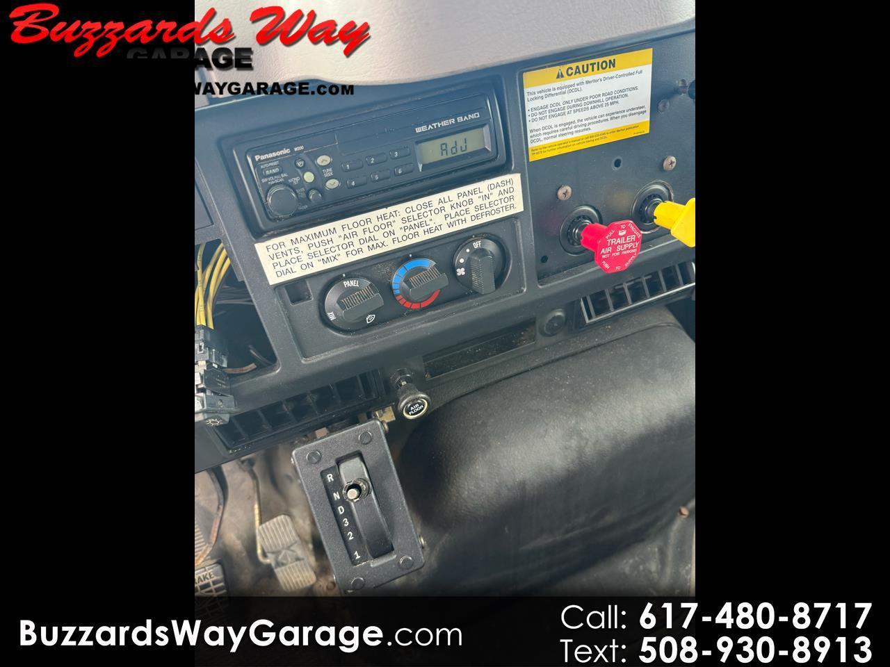 2000 International 4900 
