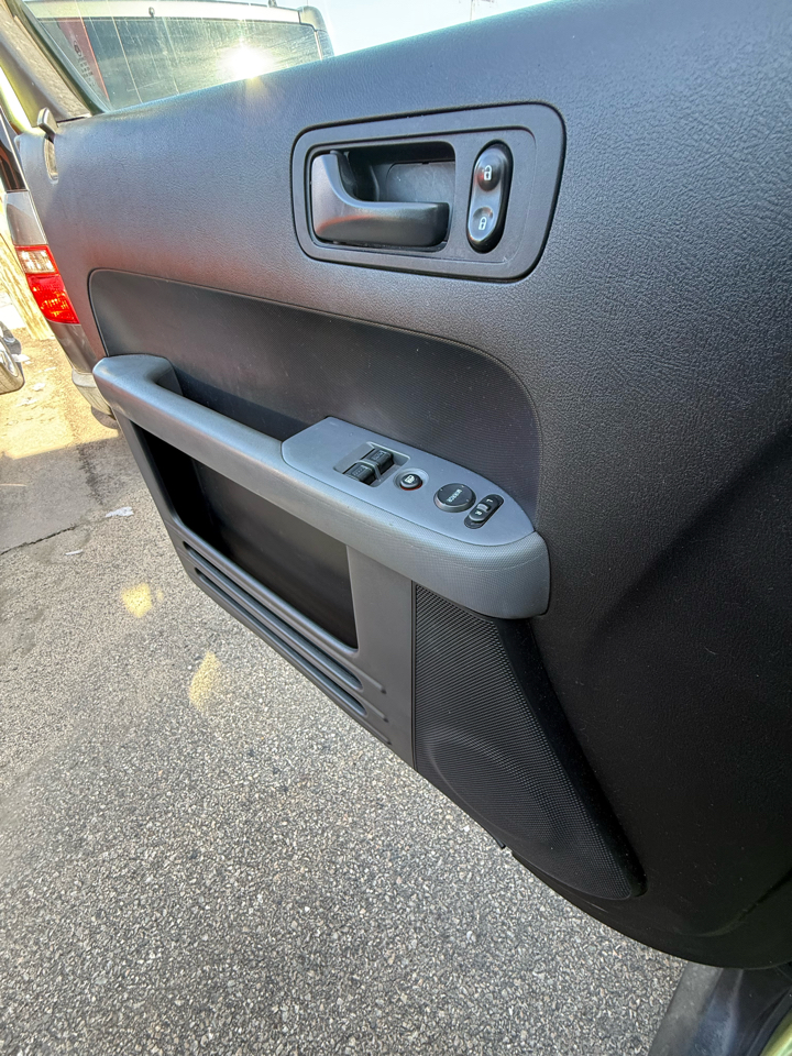 Honda Element EX-P 2WD AT 2006