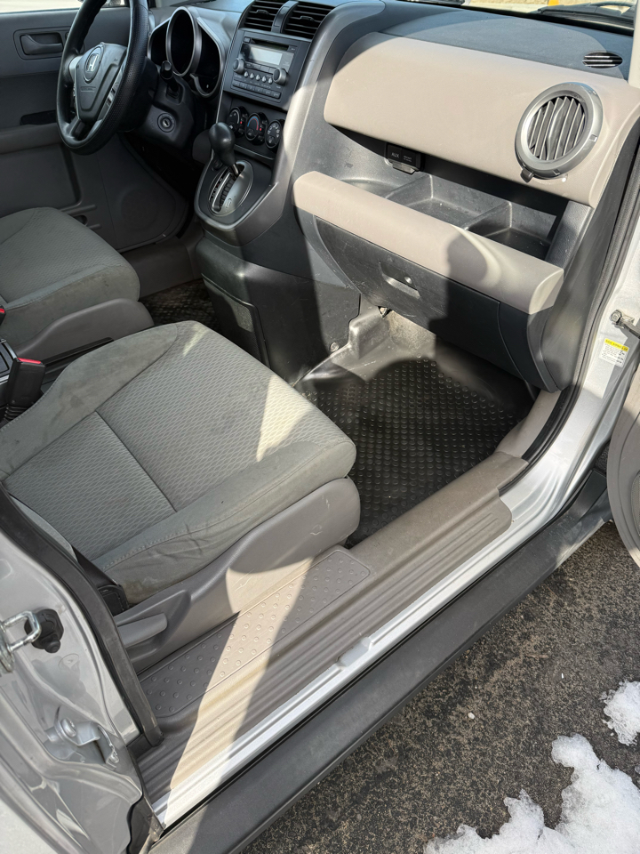 Honda Element EX 4WD AT 2011