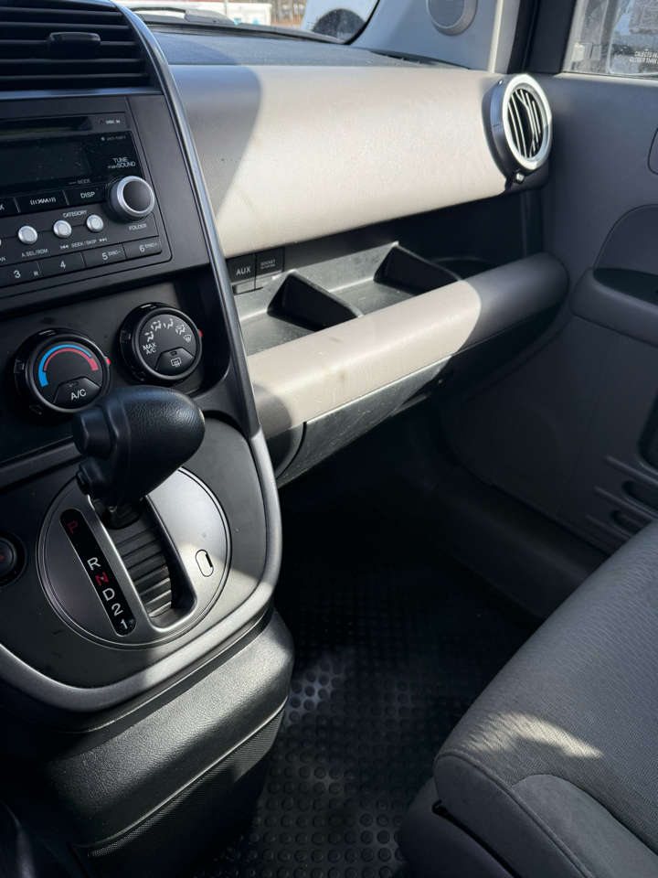 Honda Element EX 4WD AT 2011