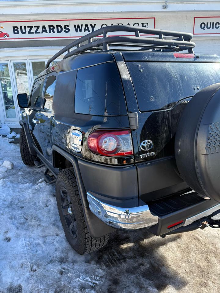 Toyota FJ Cruiser 4WD MT 2013
