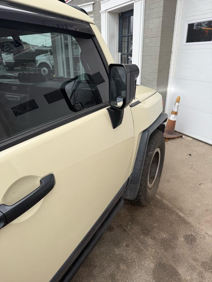 Toyota FJ Cruiser 4WD AT 2010