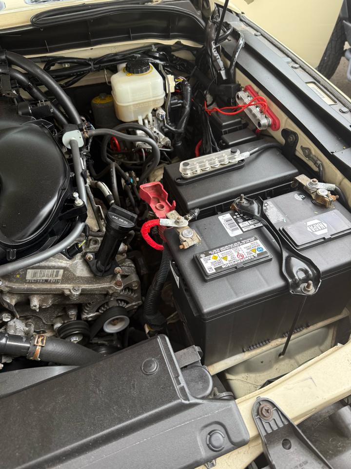 Toyota FJ Cruiser 4WD AT 2010