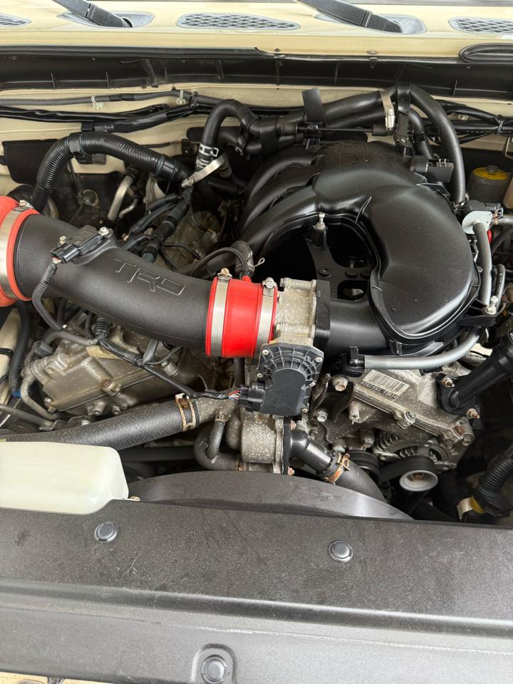 Toyota FJ Cruiser 4WD AT 2010