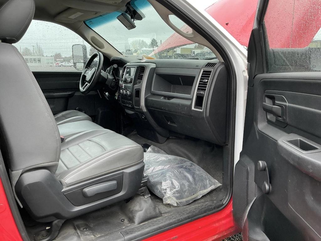 RAM 5500 Regular Cab SWB 2WD DRW 2015