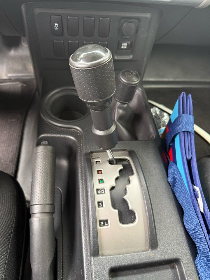 Toyota FJ Cruiser 4WD MT 2014