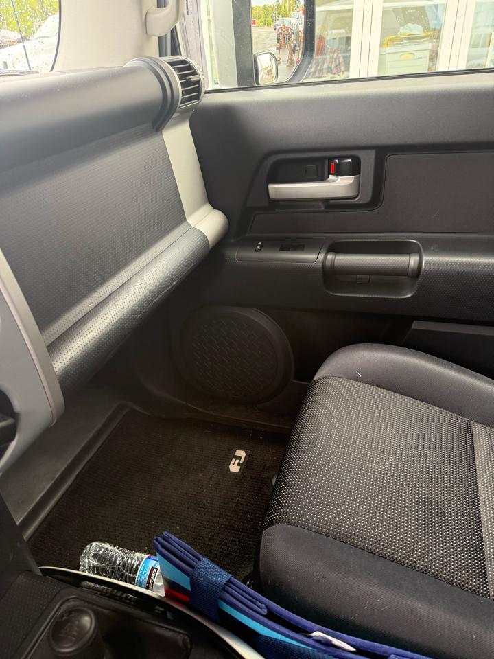 Toyota FJ Cruiser 4WD MT 2014