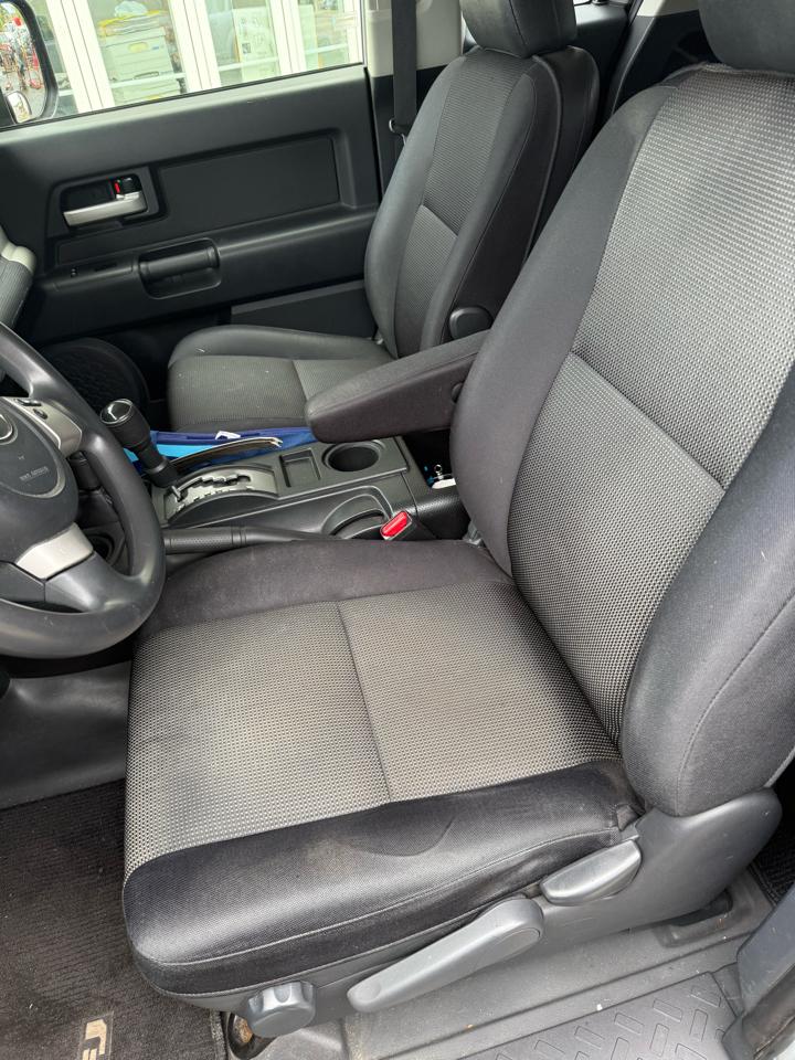 Toyota FJ Cruiser 4WD MT 2014