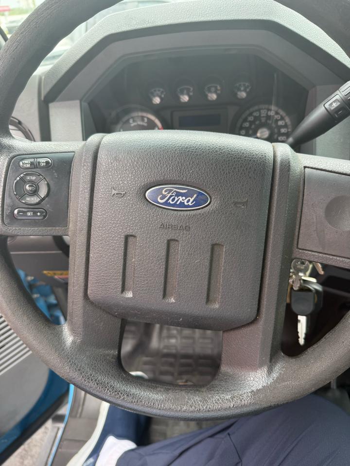 Ford F-550 Regular Cab DRW 4WD 2016