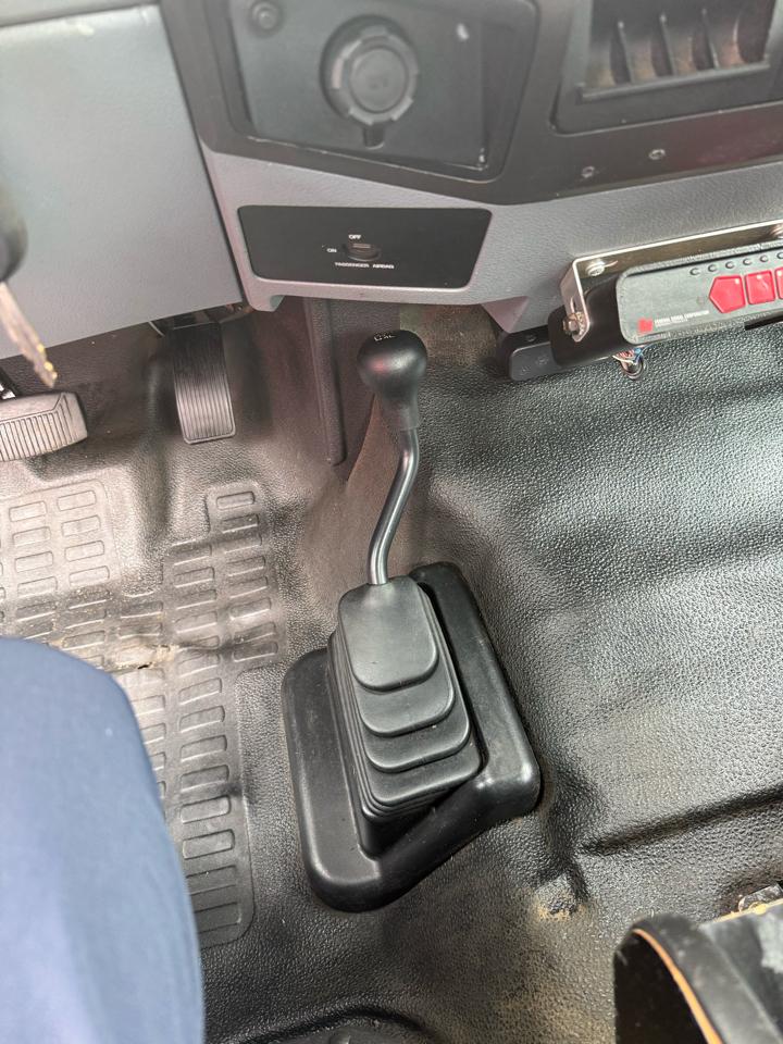 Ford F-550 Regular Cab DRW 4WD 2016
