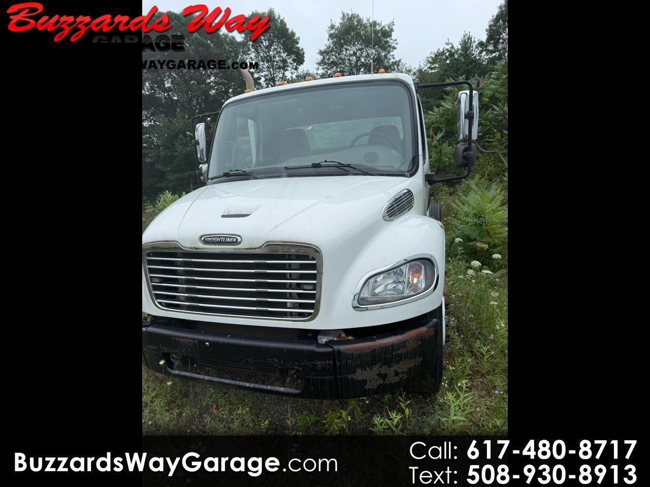 Freightliner M2 106  2015