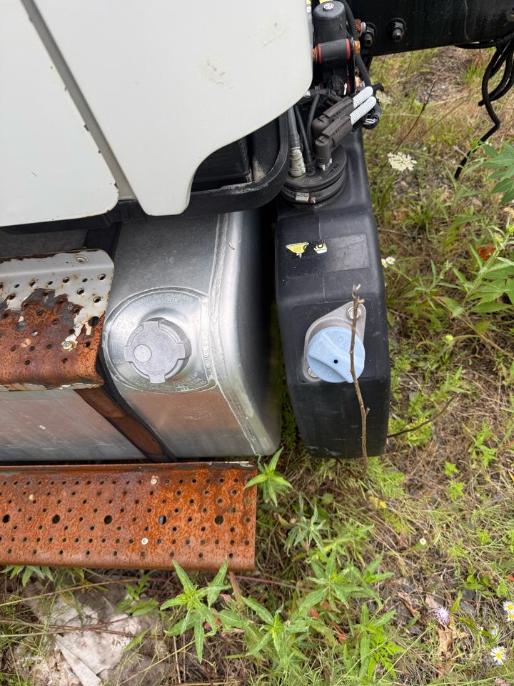 Freightliner M2 106  2015