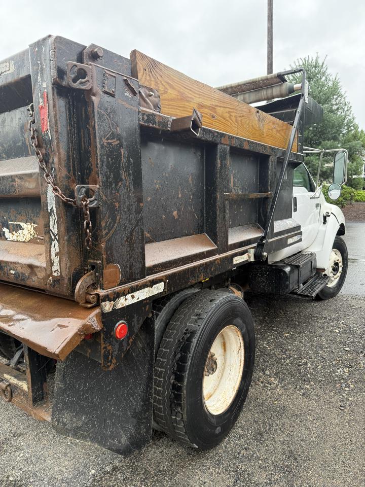 Ford F-750 Regular Cab 2WD DRW 2004
