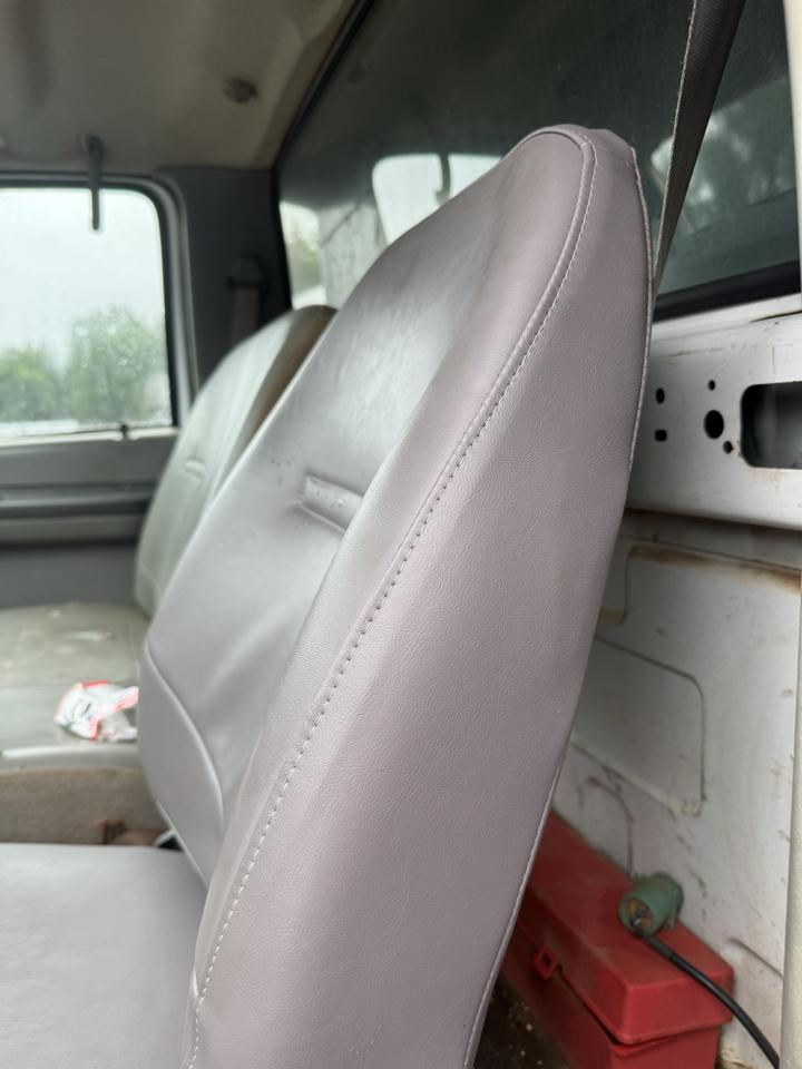 Ford F-750 Regular Cab 2WD DRW 2004