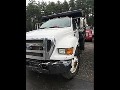 2004 Ford F-750 