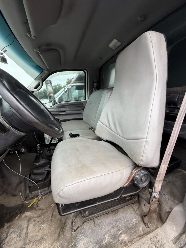 Ford F-650 Regular Cab 2WD DRW 2000