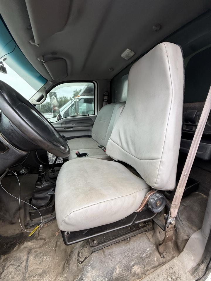 Ford F-650 Regular Cab 2WD DRW 2000