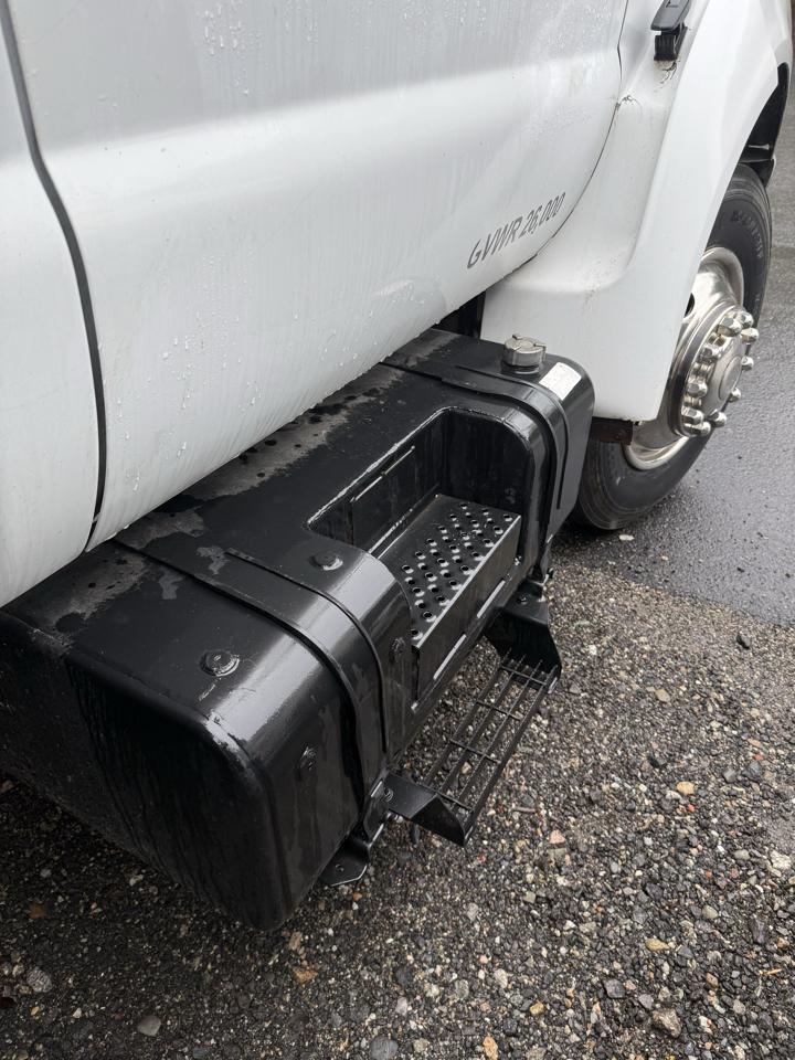 Ford F-650 Regular Cab 2WD DRW 2000