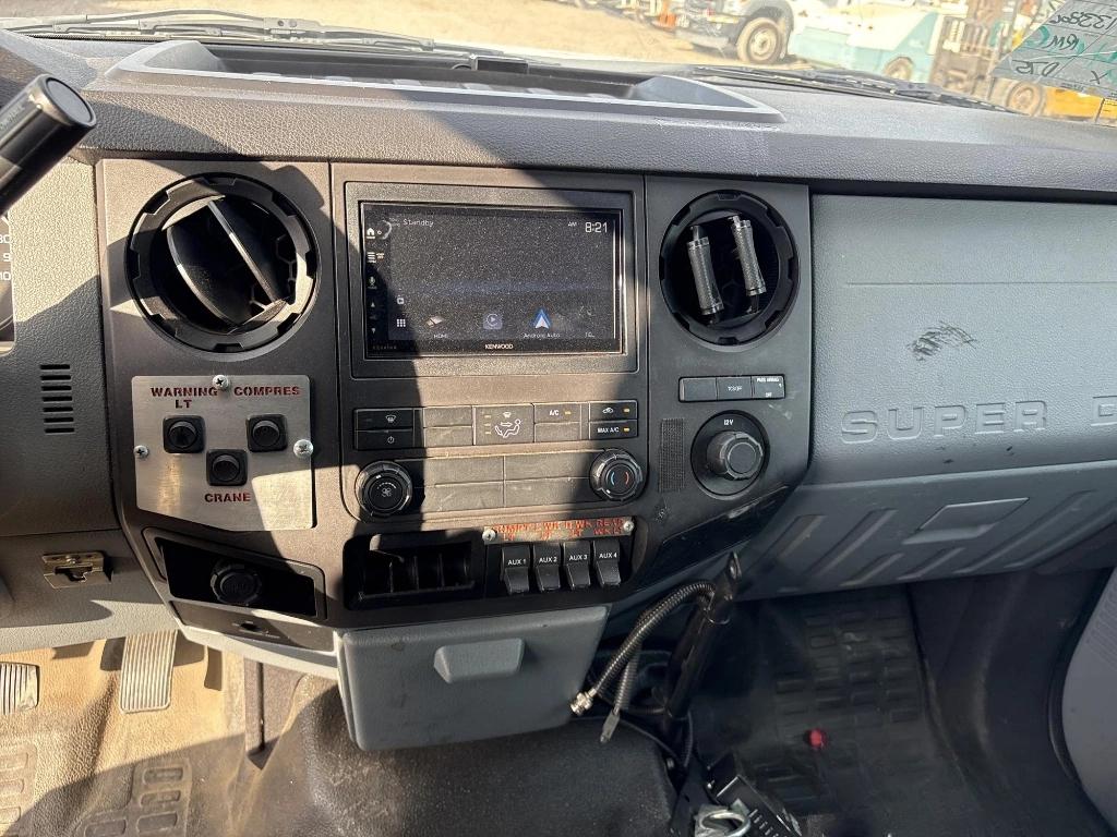 Ford F-550 Regular Cab DRW 2WD 2013
