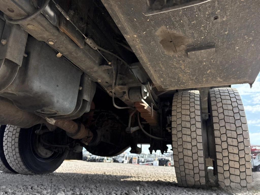 Ford F-550 Regular Cab DRW 2WD 2013