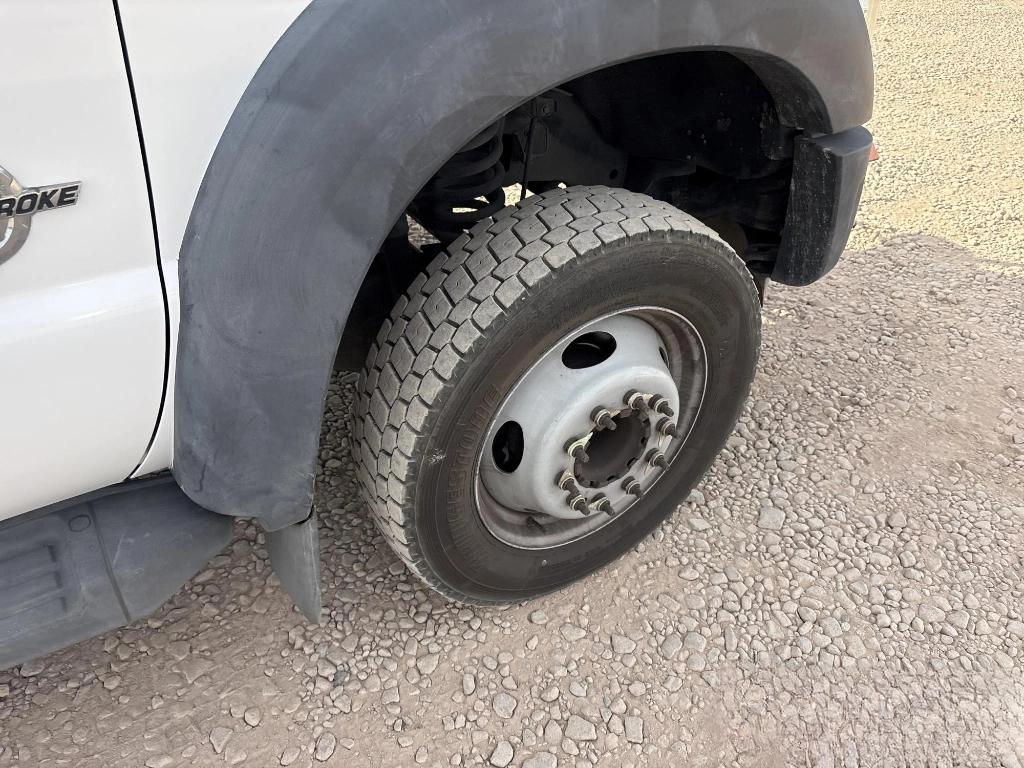Ford F-550 Regular Cab DRW 2WD 2013