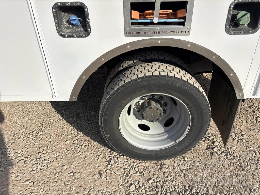 Ford F-550 Regular Cab DRW 2WD 2013