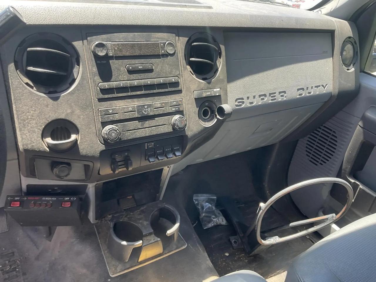 Ford F-450 SD Regular Cab DRW 2WD 2015