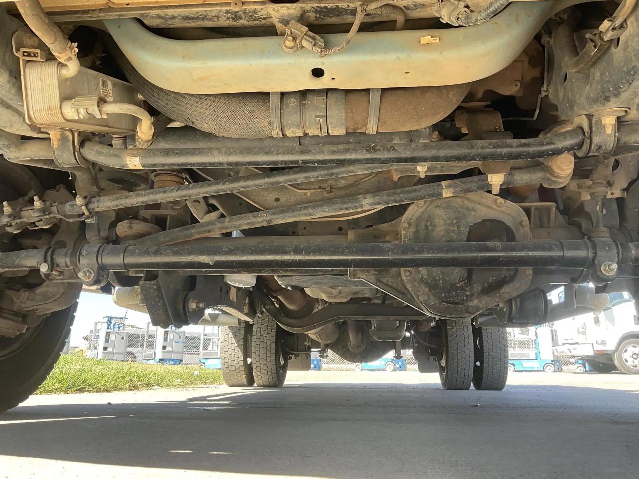 Ford F-550 Regular Cab DRW 4WD 2015