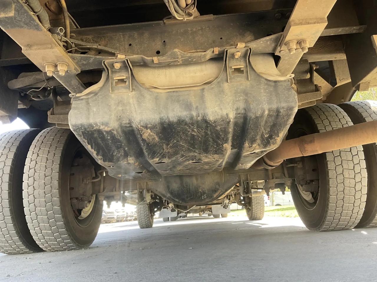 Ford F-550 Regular Cab DRW 4WD 2015
