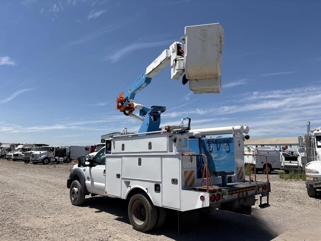 Ford F-550 Regular Cab DRW 4WD 2013