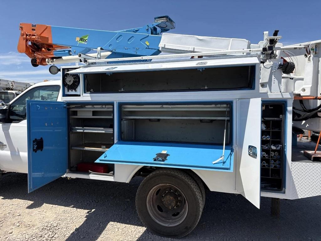 Ford F-550 Regular Cab DRW 4WD 2013