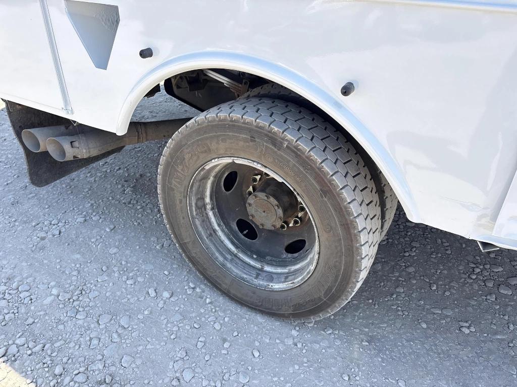 Ford F-550 Regular Cab DRW 4WD 2013
