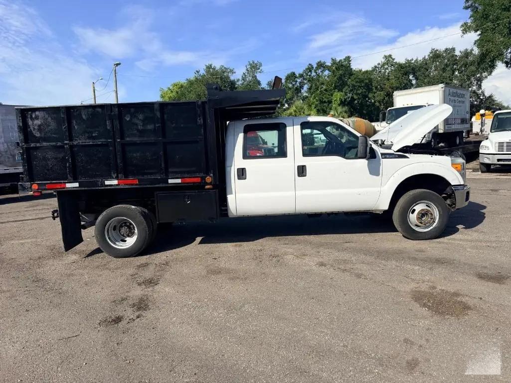 Ford F-350 SD XL Crew Cab Long Bed DRW 4WD 2015